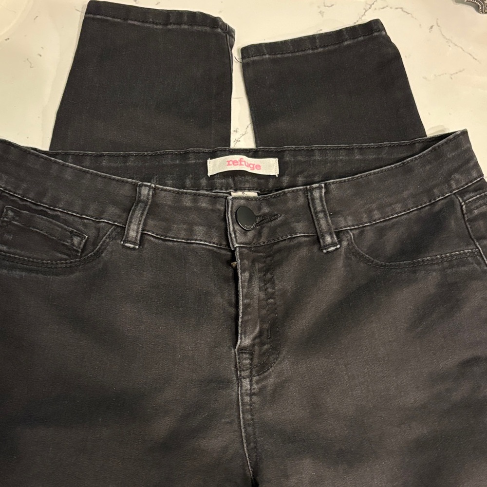 Refuge Women's Dark Gray Skinny Jeans